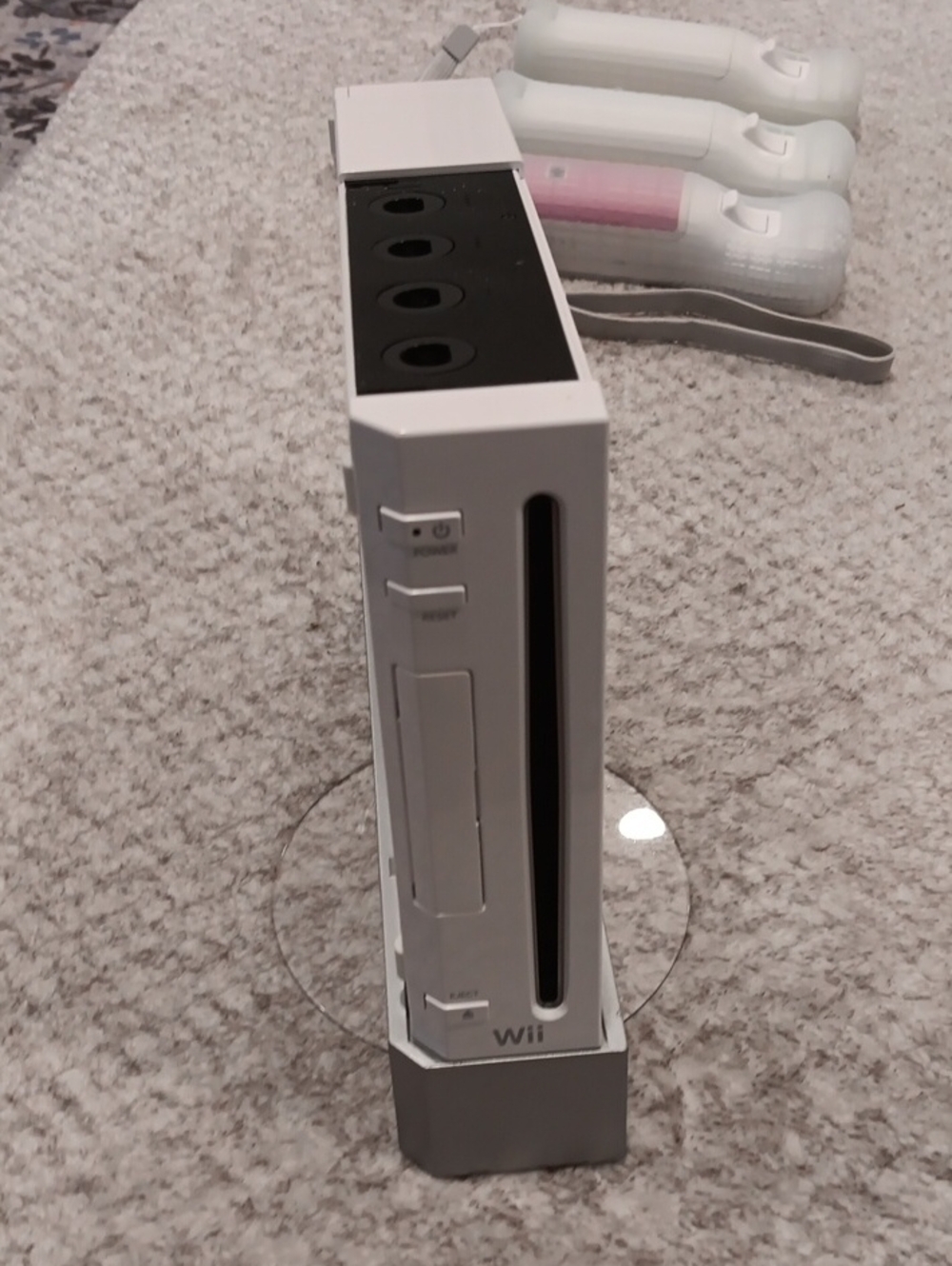 Nintendo Wii Sports Bundle - Picture 3 of 16